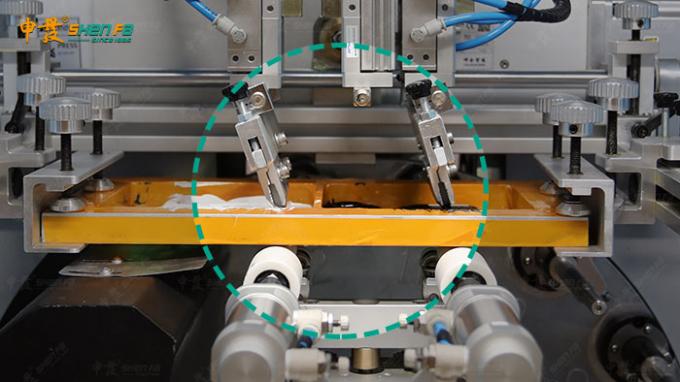 Parfumez la machine d'impression en soie d'écran de Fully Auto Servo d'imprimante de bouteille pour l'industrie de parfum